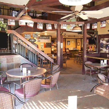 Canadas Best Value Inn Whitecourt Εξωτερικό φωτογραφία