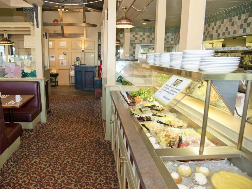 Canadas Best Value Inn Whitecourt Εξωτερικό φωτογραφία
