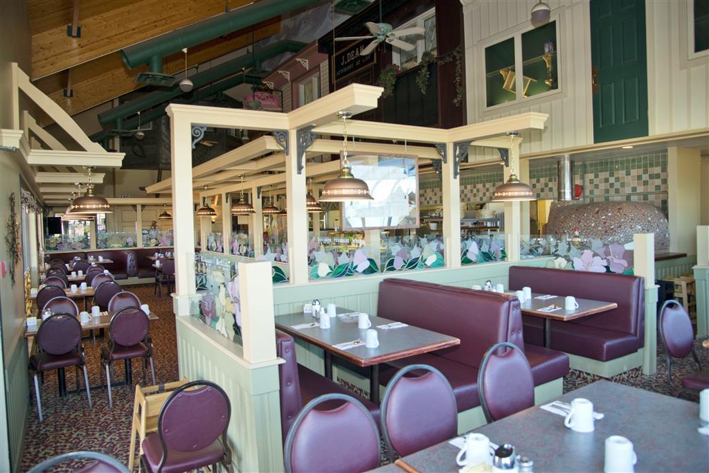Canadas Best Value Inn Whitecourt Εστιατόριο φωτογραφία