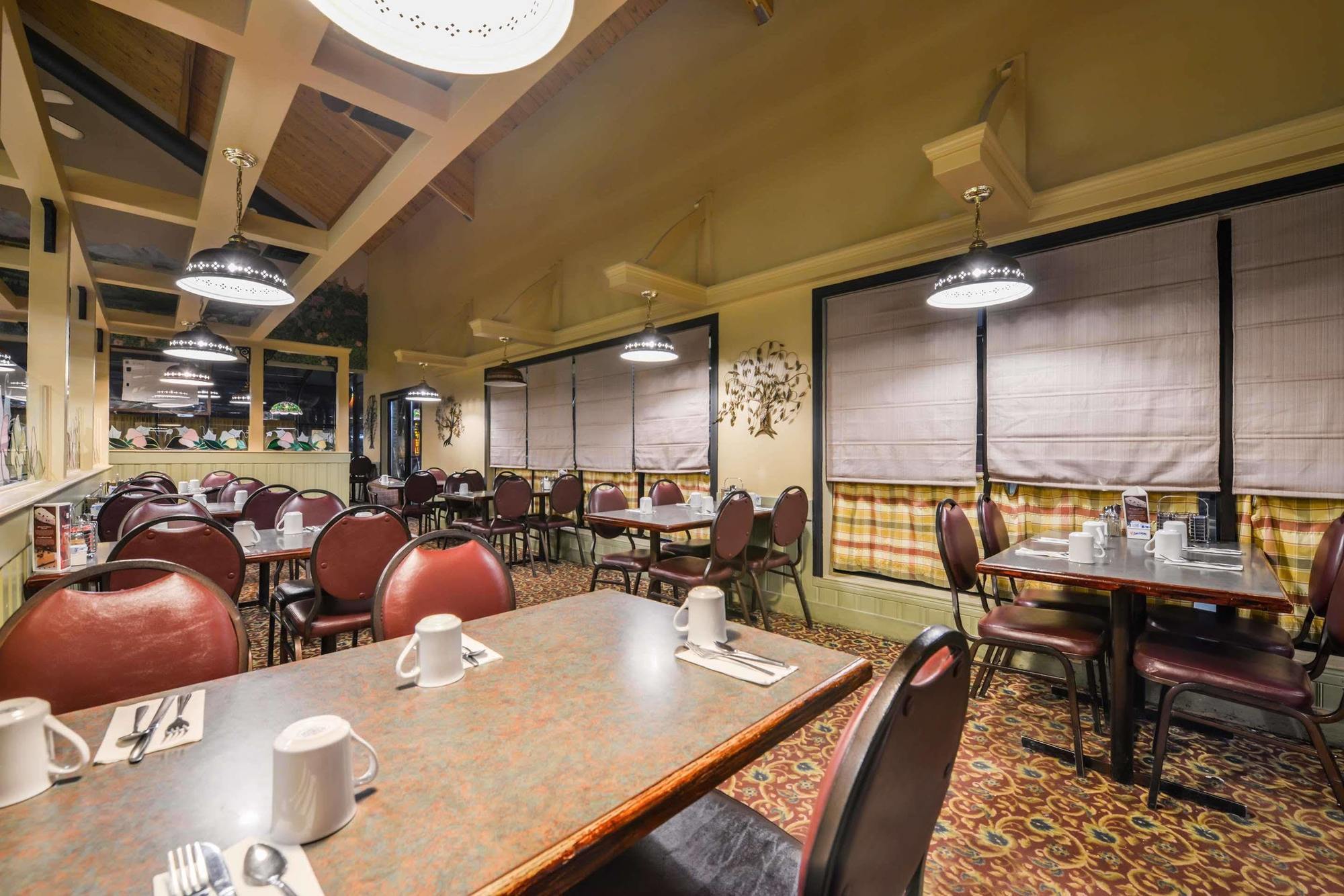 Canadas Best Value Inn Whitecourt Εξωτερικό φωτογραφία